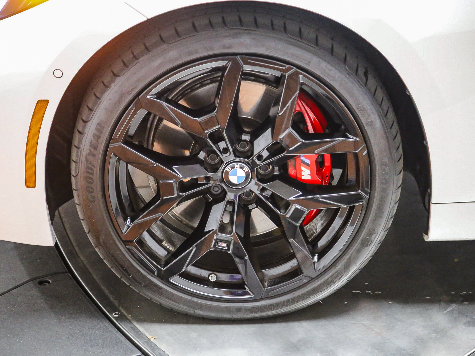 Certified 2025 BMW M340i xDrive w/ Premium Package AWD/4WD image 10