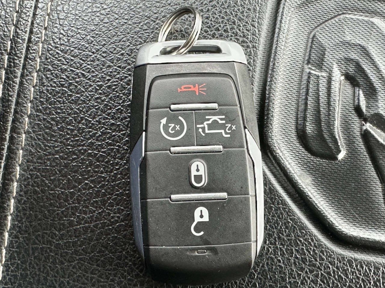 Used 2021 RAM 1500 Laramie AWD/4WD image 35
