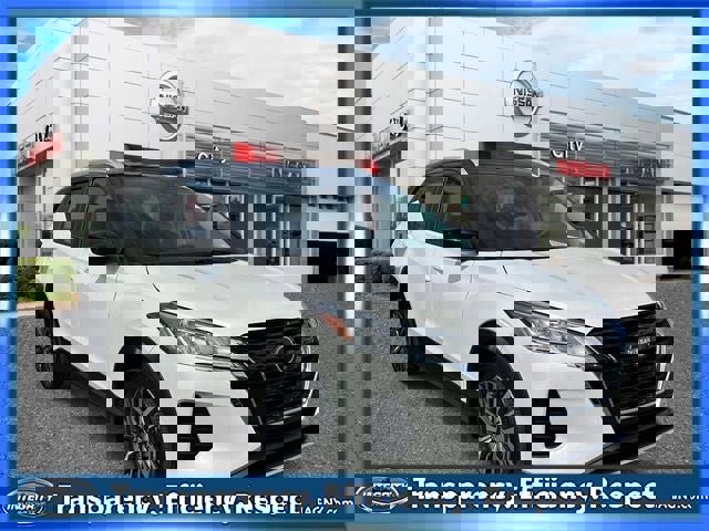 Certified 2024 Nissan Kicks SV image 1