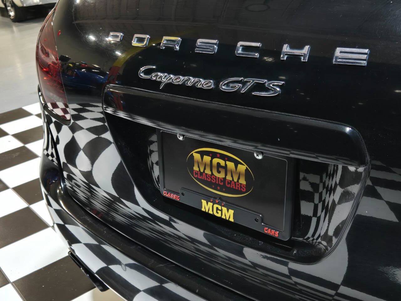 Used 2013 Porsche Cayenne GTS image 14