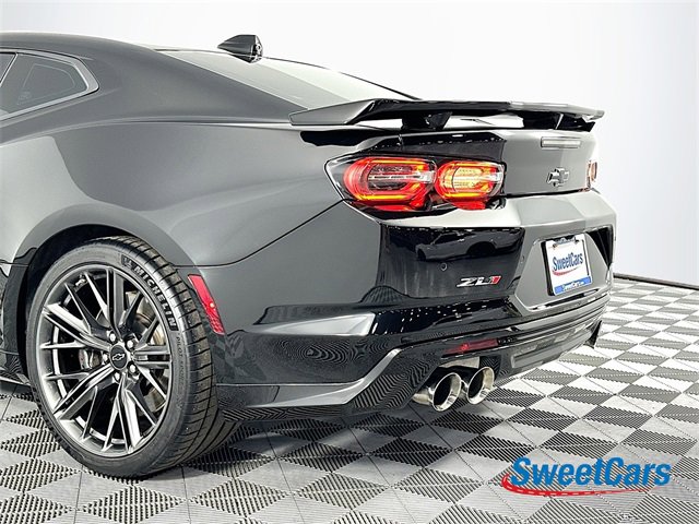 Used 2022 Chevrolet Camaro ZL1 image 45