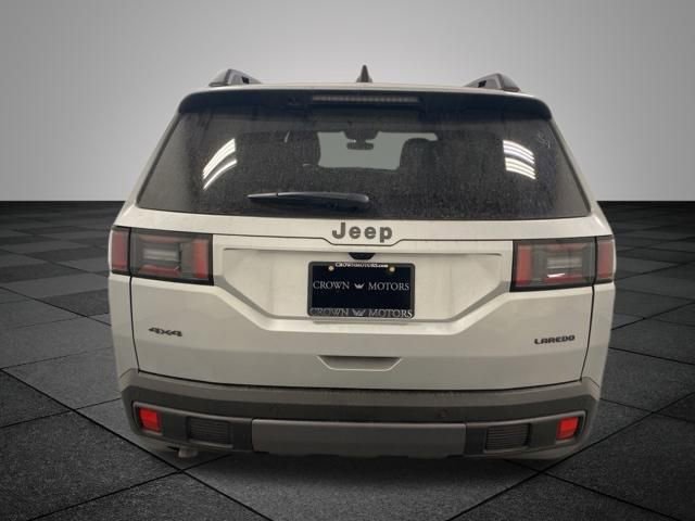 Used 2026 Jeep Cherokee Laredo AWD/4WD image 5