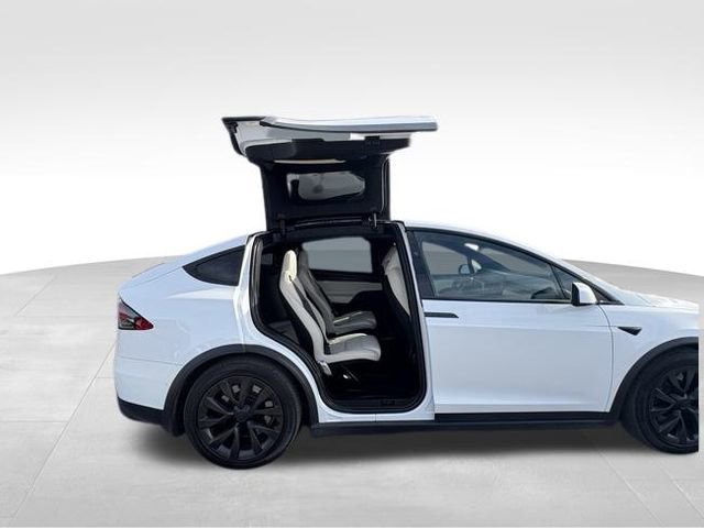 Used 2022 Tesla Model X Plaid image 38