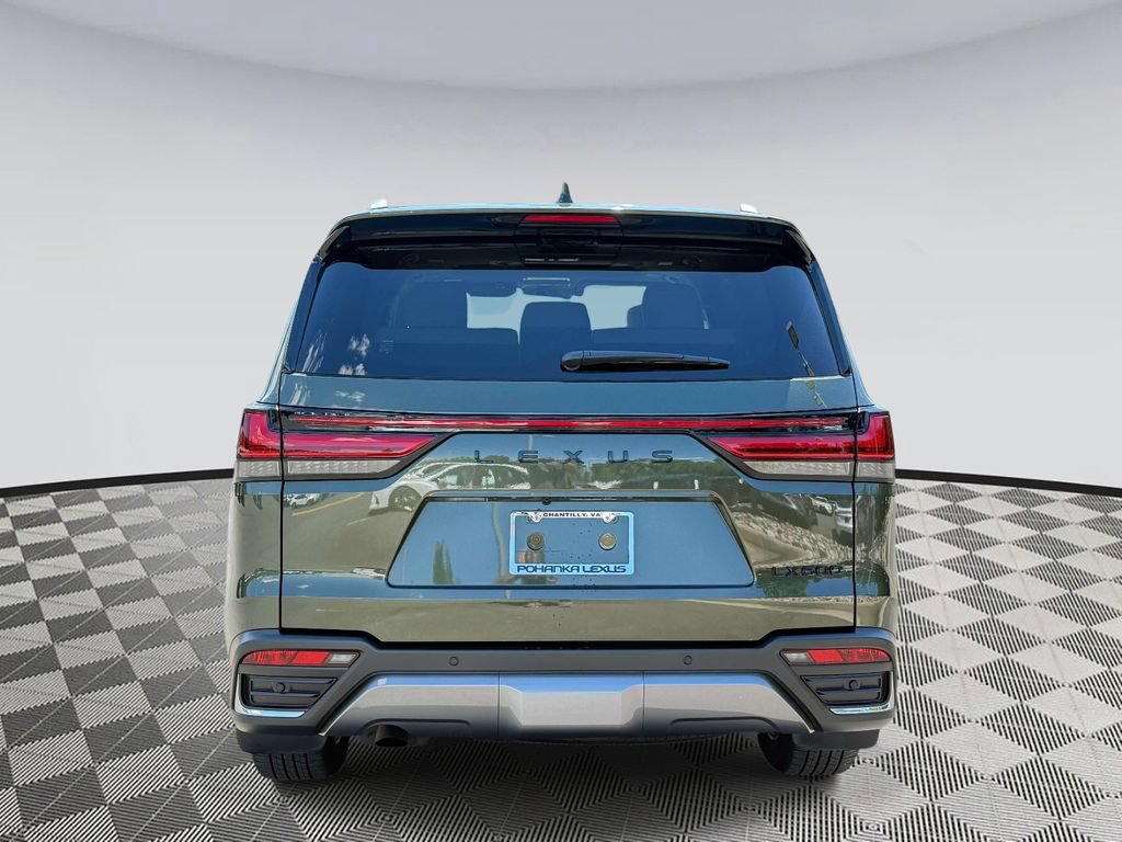Used 2025 Lexus LX 600 4WD w/ Accessory Package (2T) image 3