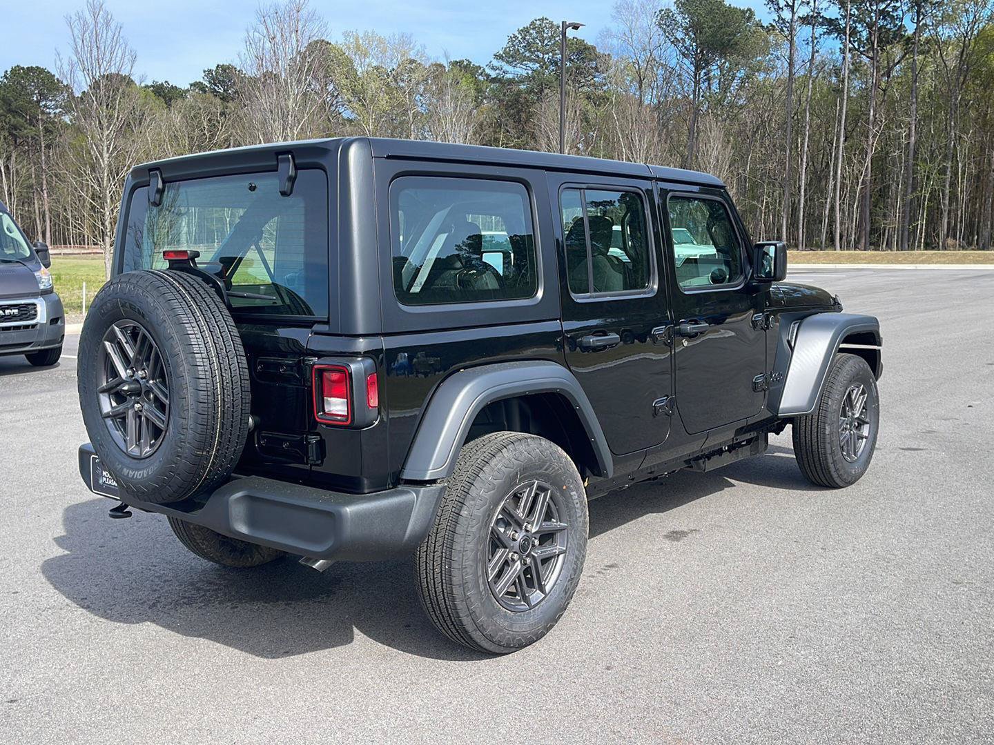 New 2026 Jeep Wrangler Unlimited Sport AWD/4WD image 9