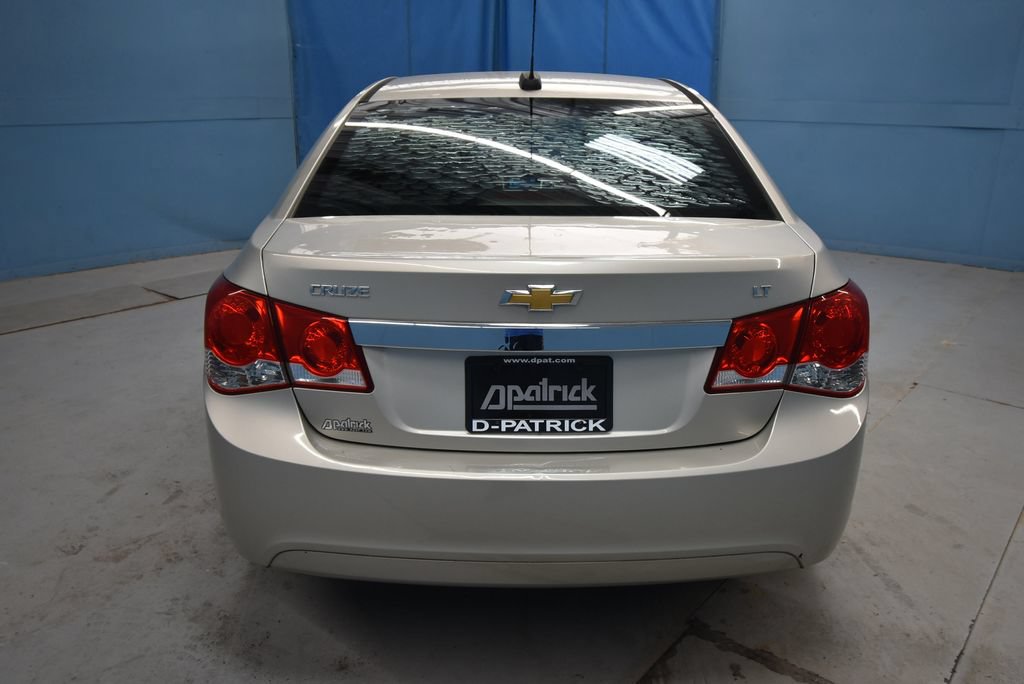 Used 2015 Chevrolet Cruze LT FWD image 32