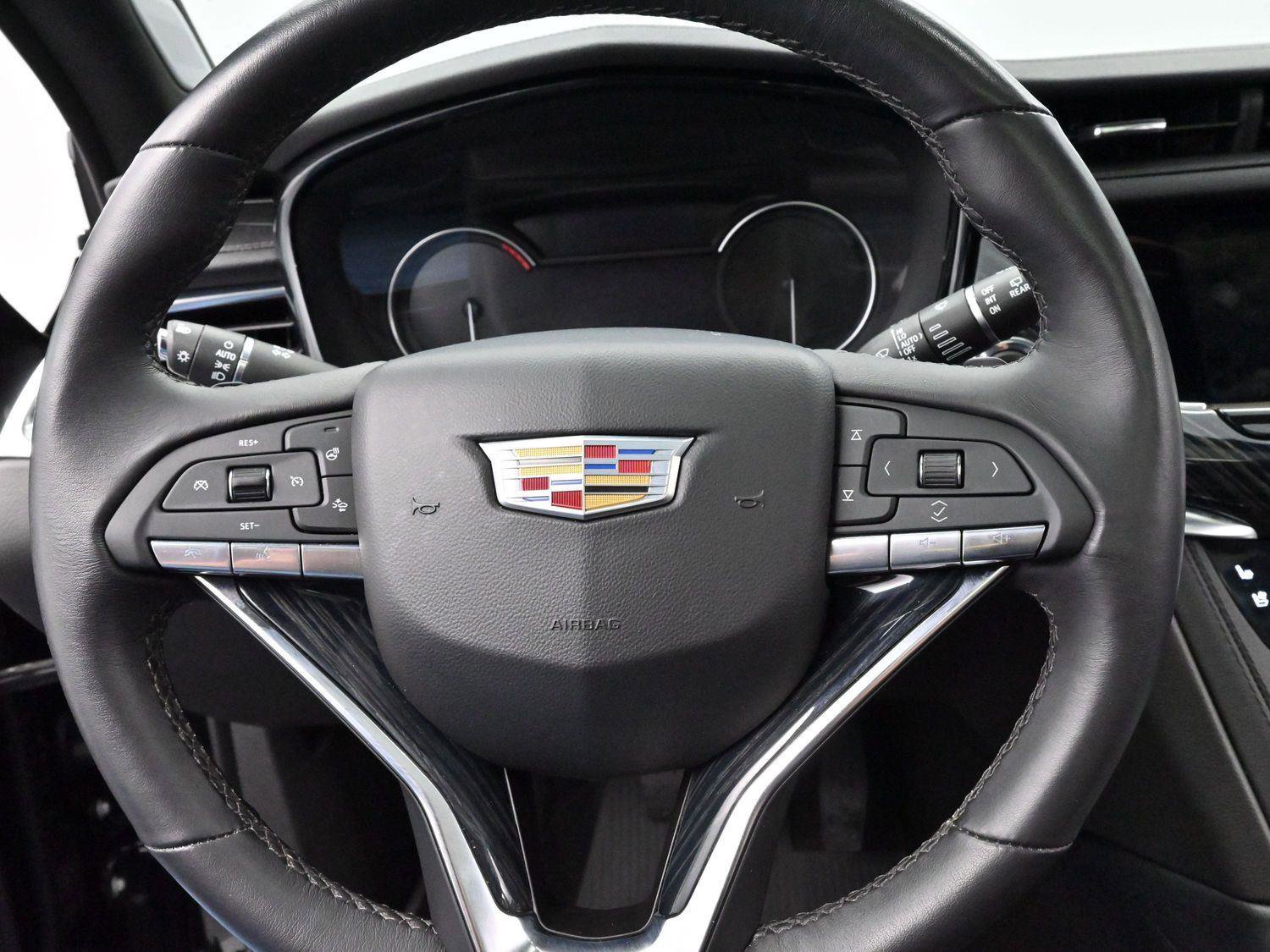 Used 2024 Cadillac XT6 Premium Luxury w/ LPO, Floor Liner Package AWD/4WD image 18