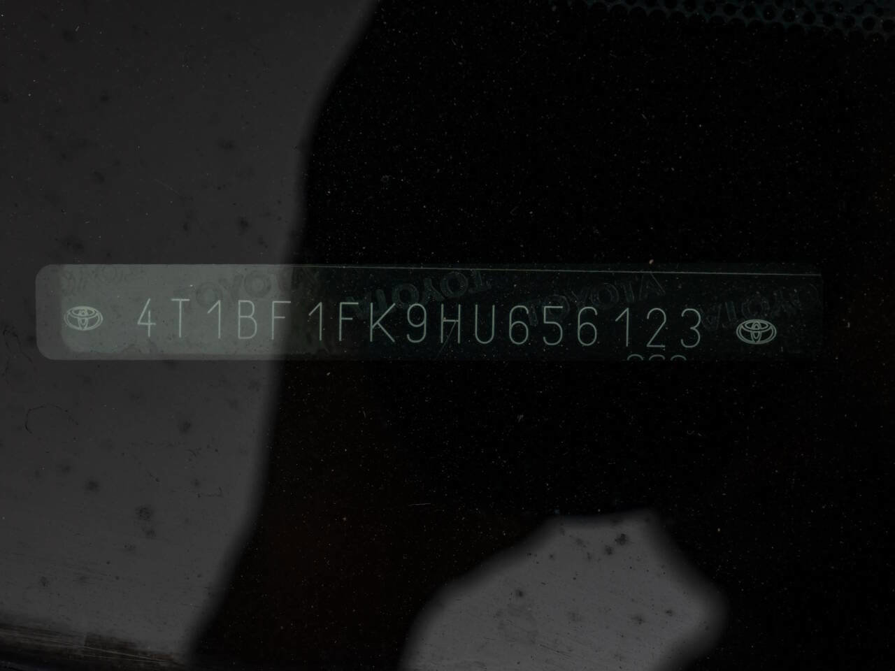 Used 2017 Toyota Camry LE image 33