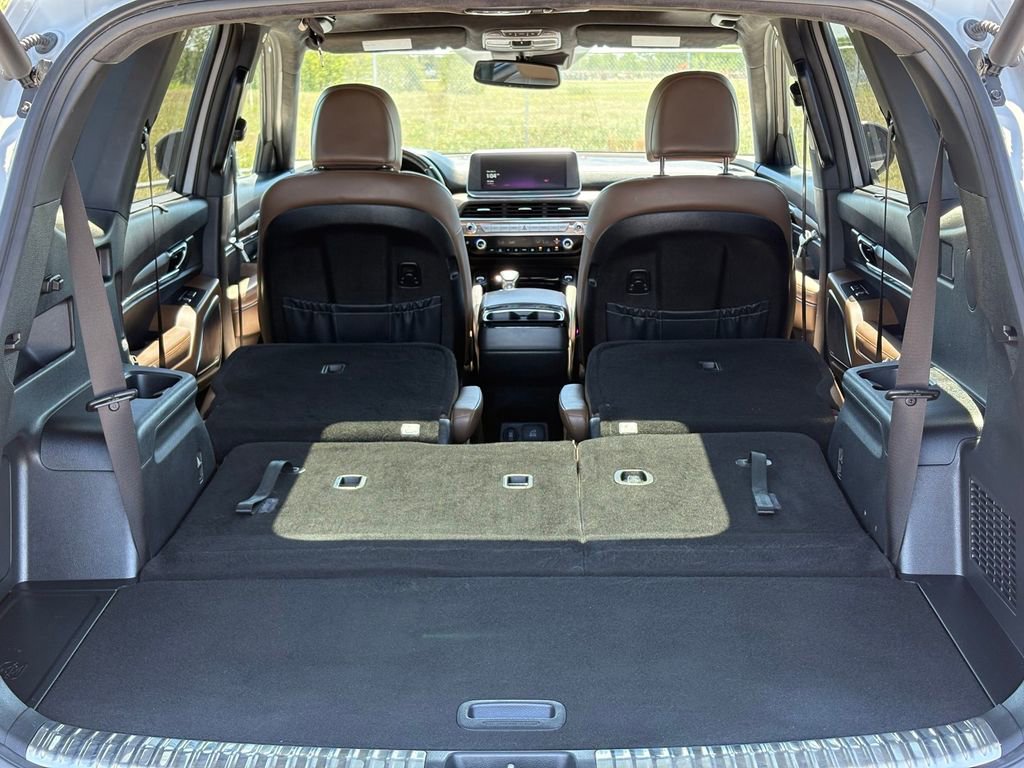 Used 2022 Kia Telluride SX w/ SX Prestige Package image 17