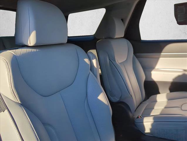 Used 2023 Hyundai Palisade SEL w/ Cargo Package image 26