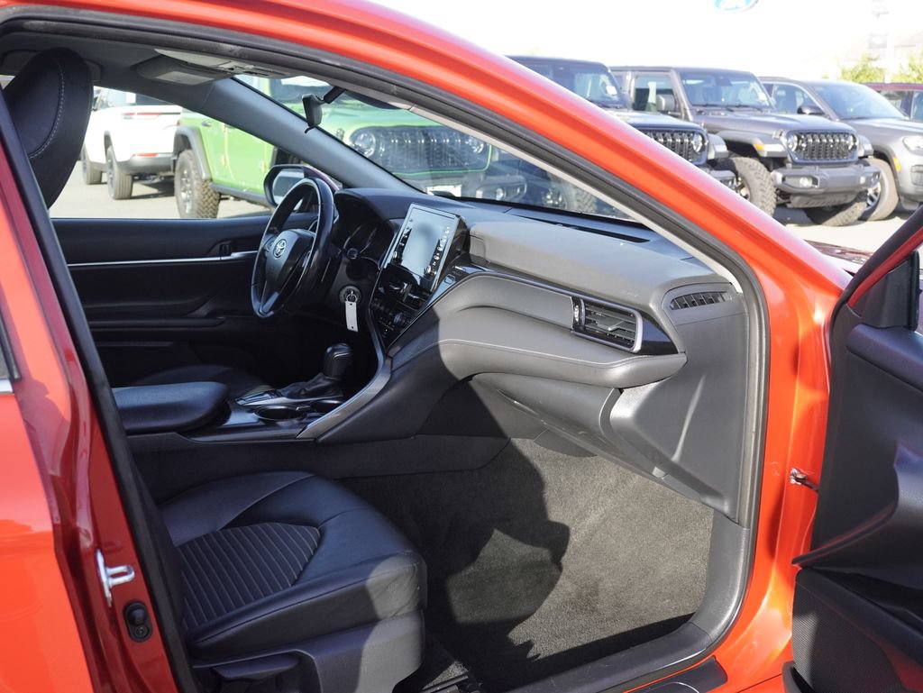 Used 2023 Toyota Camry SE FWD image 23