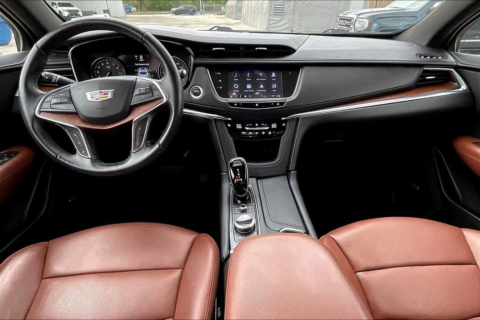Used 2021 Cadillac XT5 Premium Luxury image 15
