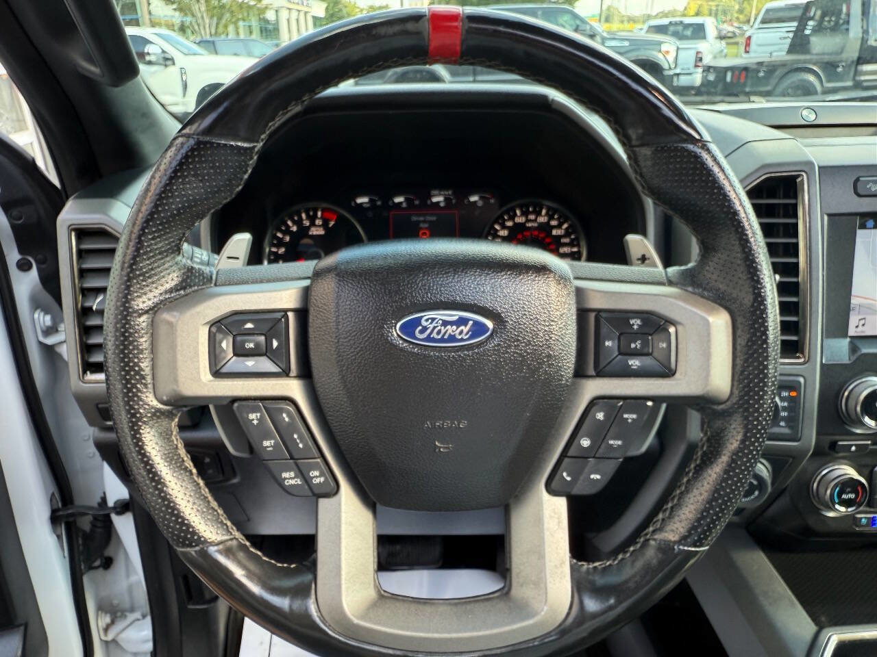 Used 2018 Ford F150 Raptor w/ Equipment Group 802A Luxury image 24