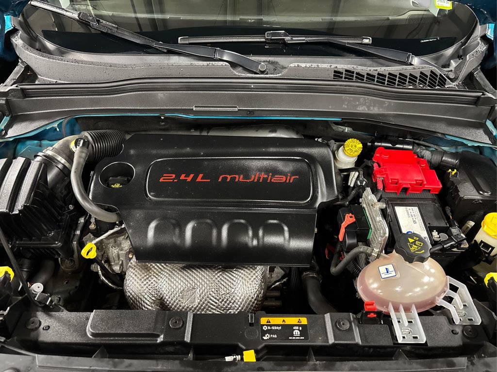 Used 2020 Jeep Renegade Latitude w/ Cold Weather Group image 13