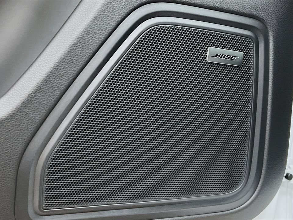 New 2026 Porsche Macan AWD/4WD image 21