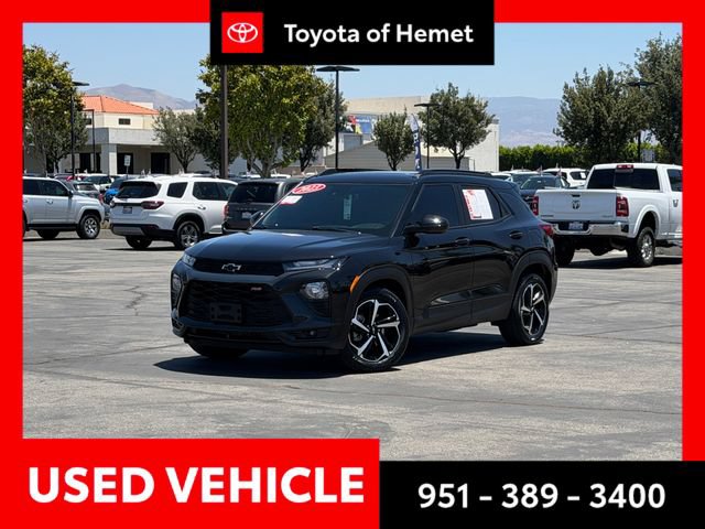 Used 2023 Chevrolet TrailBlazer RS w/ Sun and Liftgate Package FWD image 1