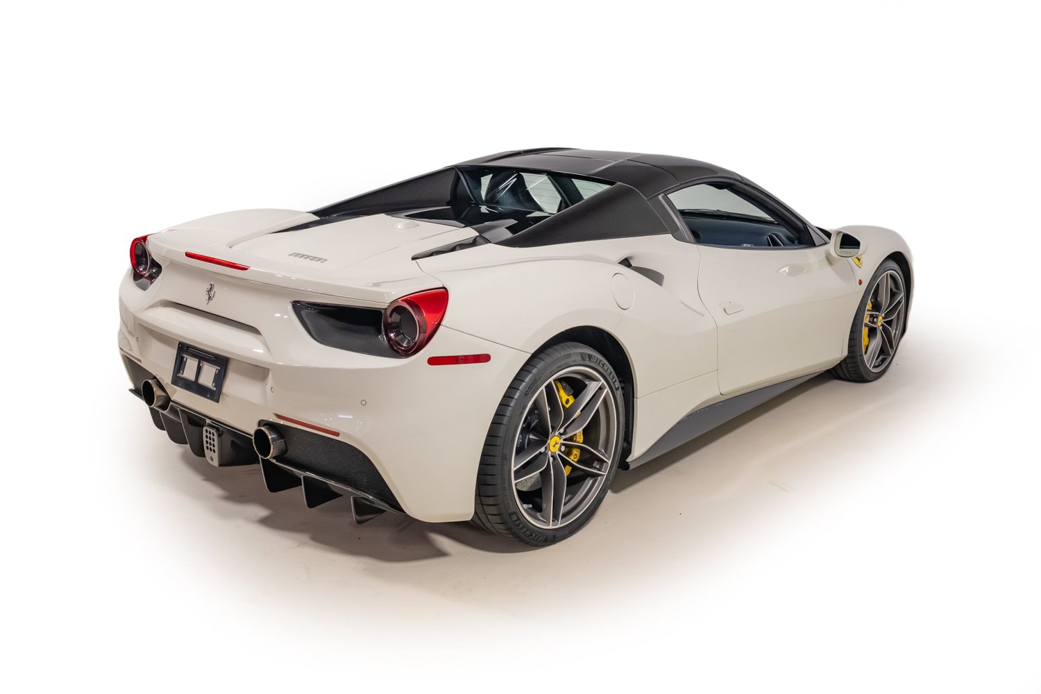 Certified 2017 Ferrari 488 Spider RWD image 7