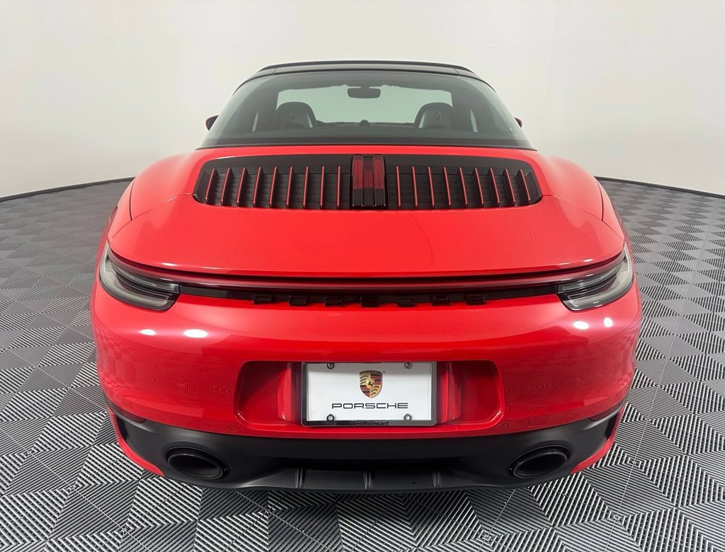 Used 2024 Porsche 911 Targa 4 AWD/4WD image 13