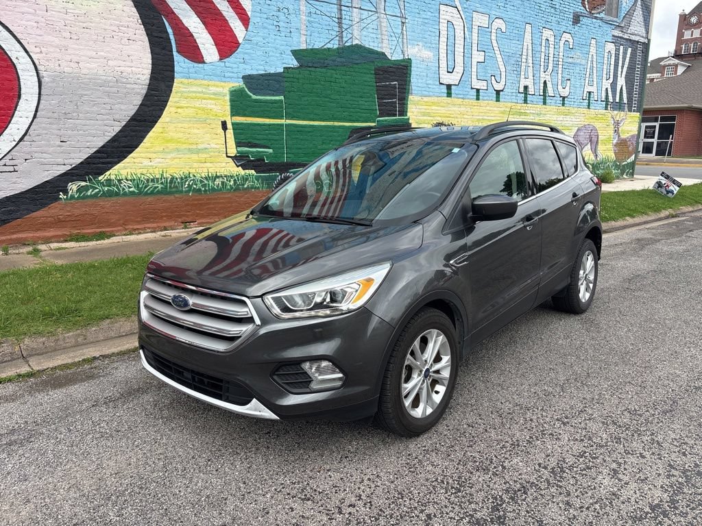 Used 2019 Ford Escape SEL FWD image 2