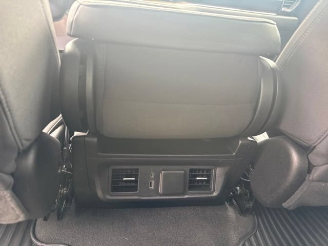 Used 2024 Chevrolet Silverado 1500 LT AWD/4WD image 32