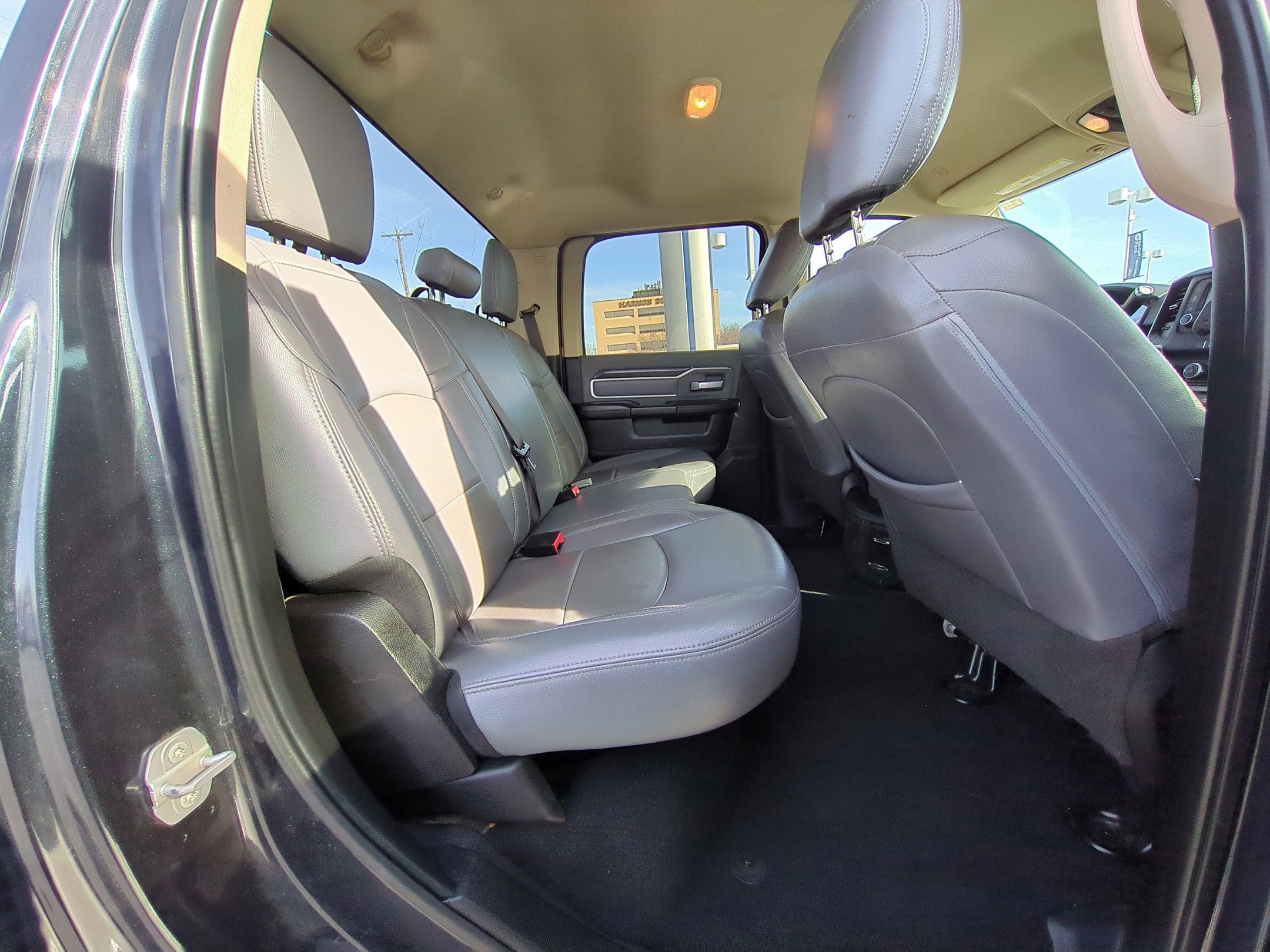 Used 2019 RAM 2500 Big Horn image 32