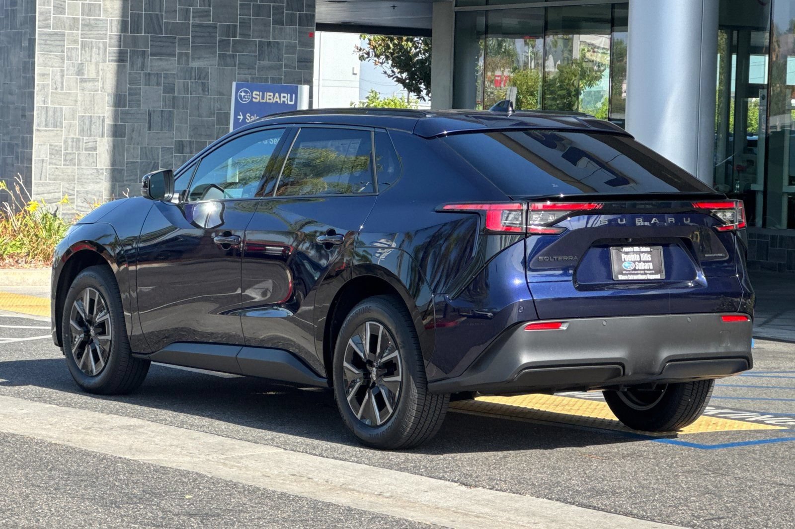 New 2026 Subaru Solterra AWD/4WD image 6