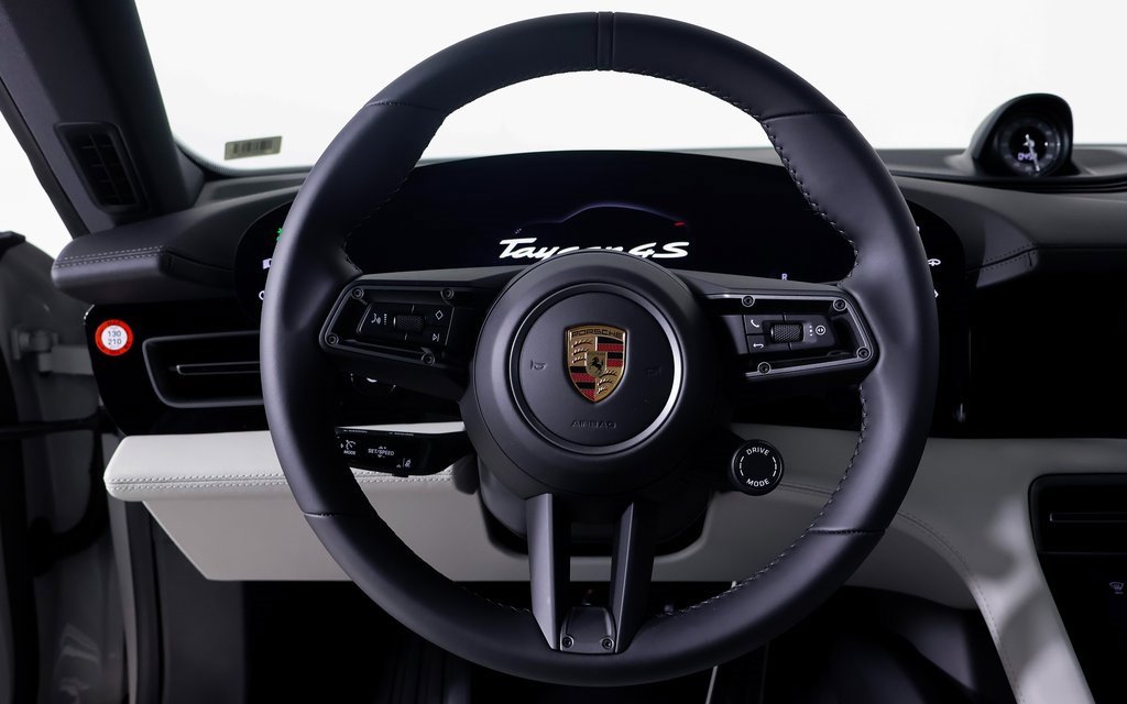New 2025 Porsche Taycan 4S image 10