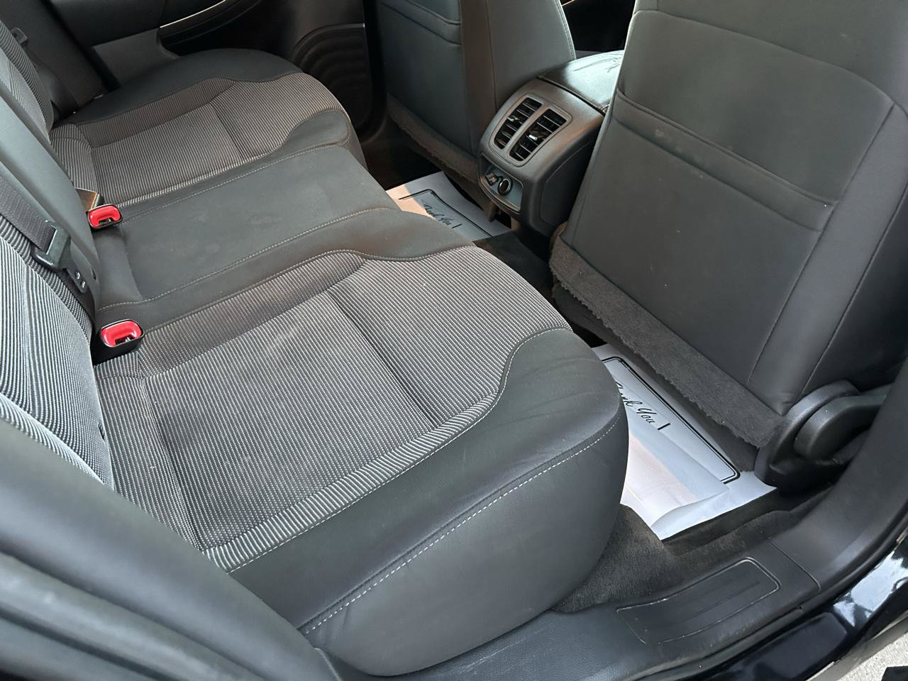 Used 2013 Ford Taurus SEL FWD image 11