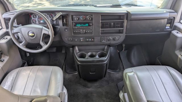 Used 2017 Chevrolet Express 3500 LT w/ LT Preferred Equipment Group RWD image 22