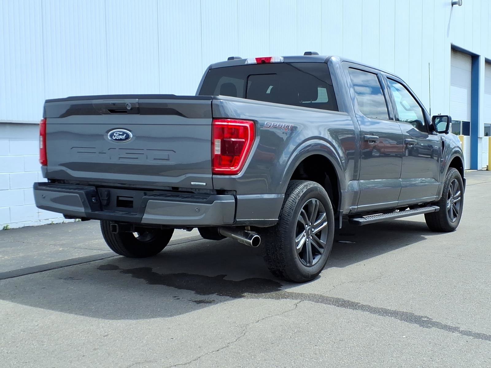 Used 2022 Ford F150 XLT w/ Equipment Group 302A High AWD/4WD image 6