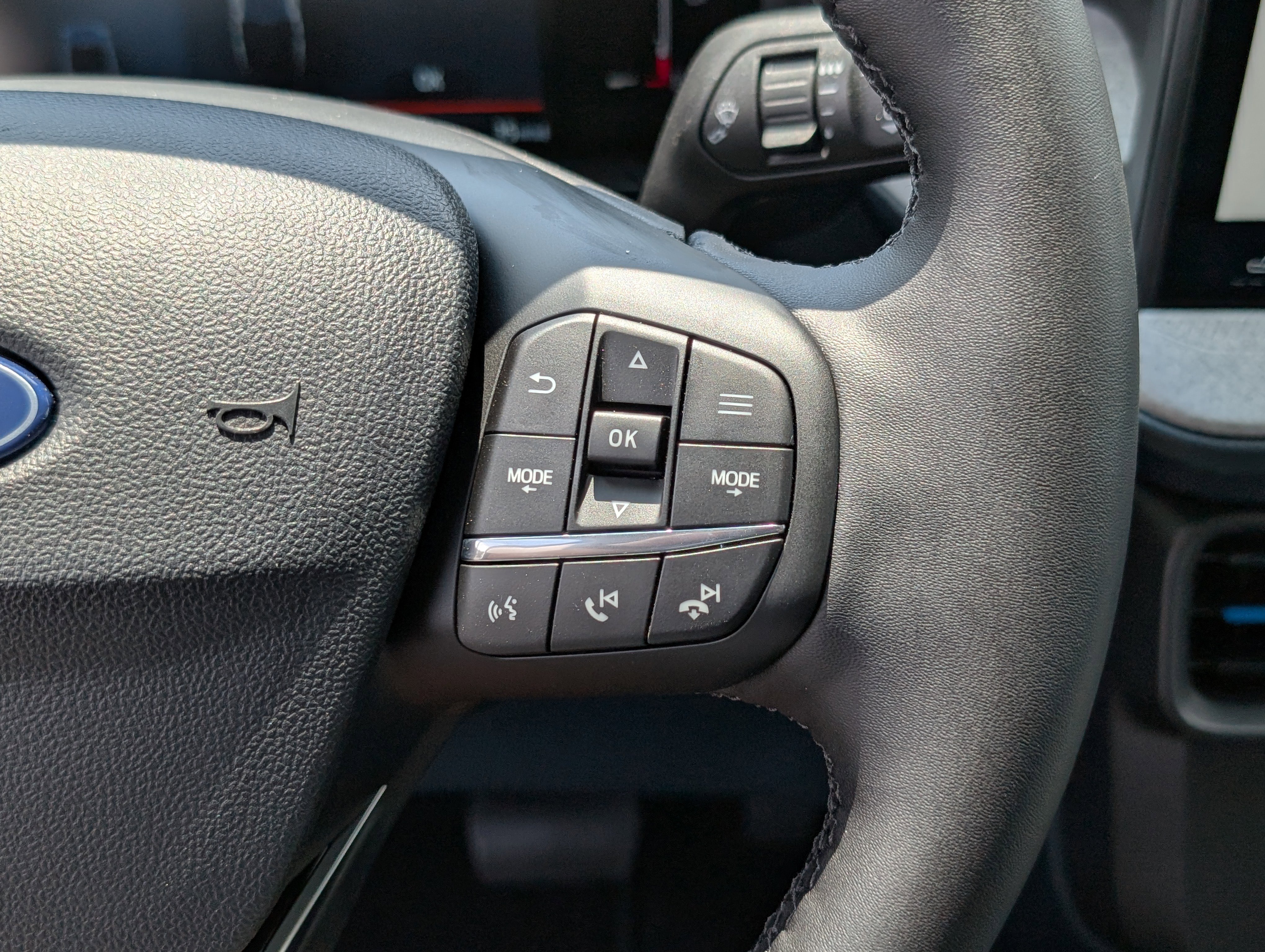 New 2025 Ford Maverick XLT w/ XLT Luxury Package image 20