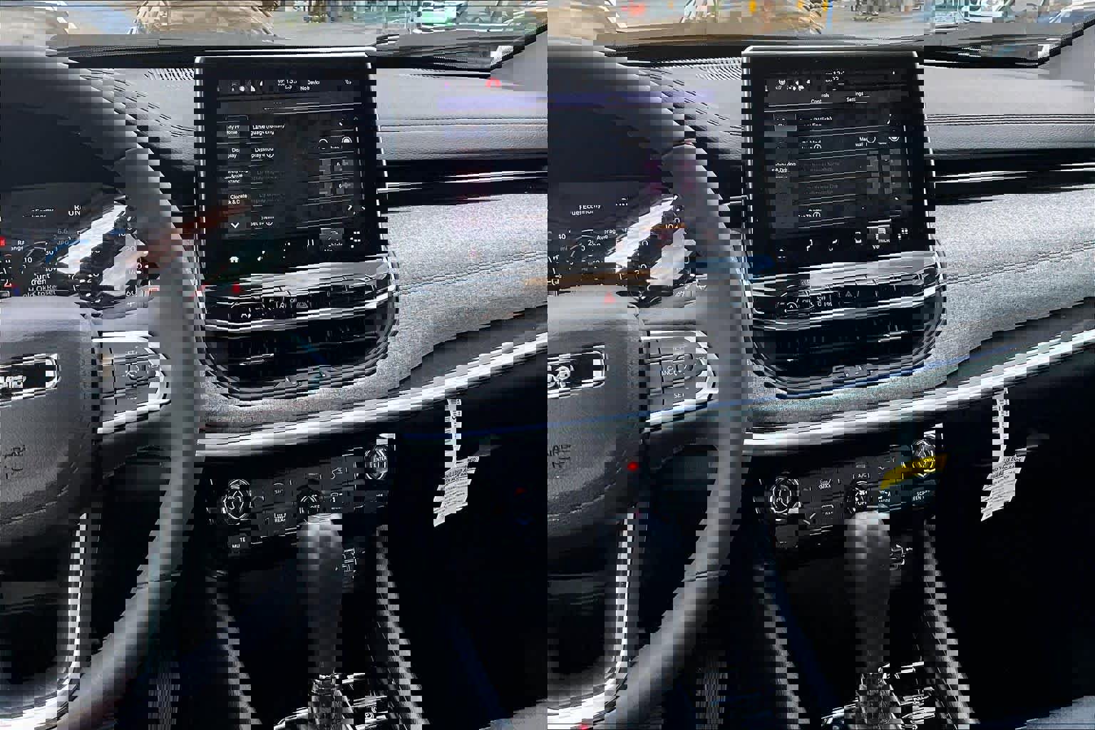 Used 2023 Jeep Compass Latitude w/ Sun and Sound Group image 6