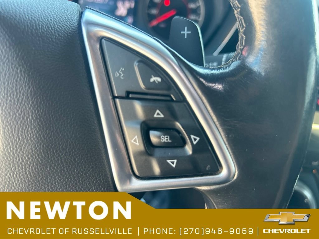 Used 2020 Chevrolet Camaro LT RWD image 15