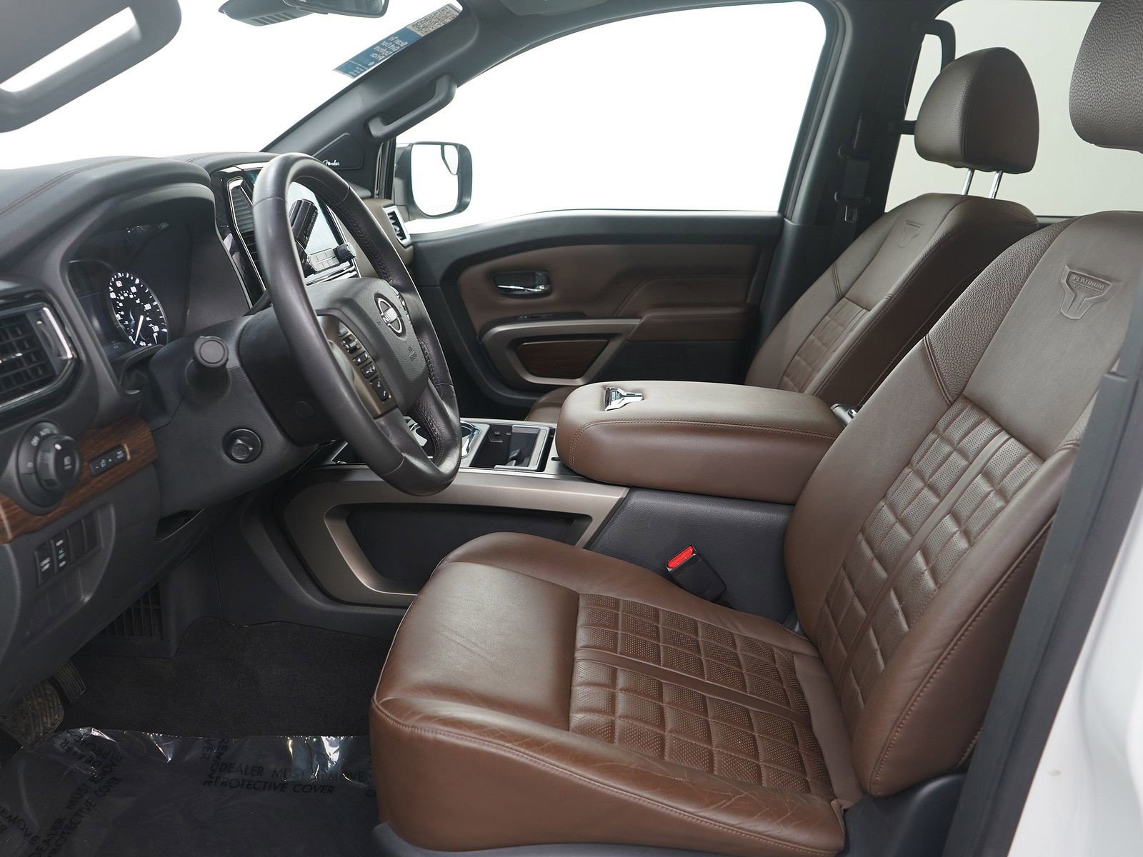 Used 2023 Nissan Titan Platinum Reserve w/ Off Road Protection Package AWD/4WD image 17