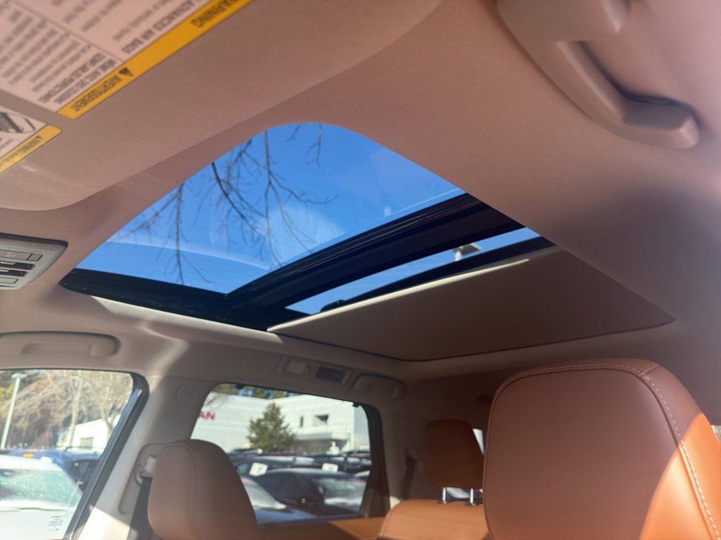 New 2026 Nissan Pathfinder Platinum image 30