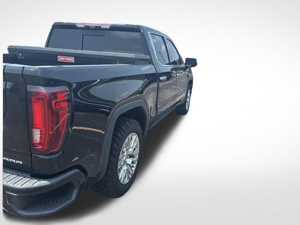 Used 2022 GMC Sierra 1500 Denali w/ Technology Package AWD/4WD image 2