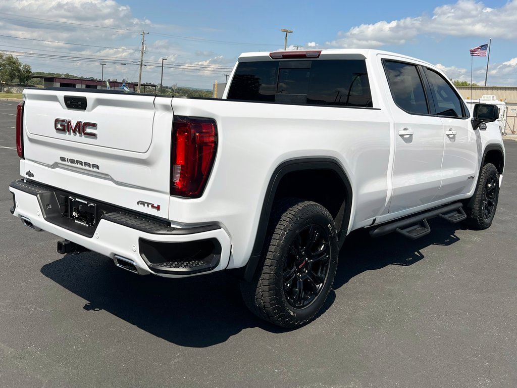 Used 2024 GMC Sierra 1500 AT4 image 9