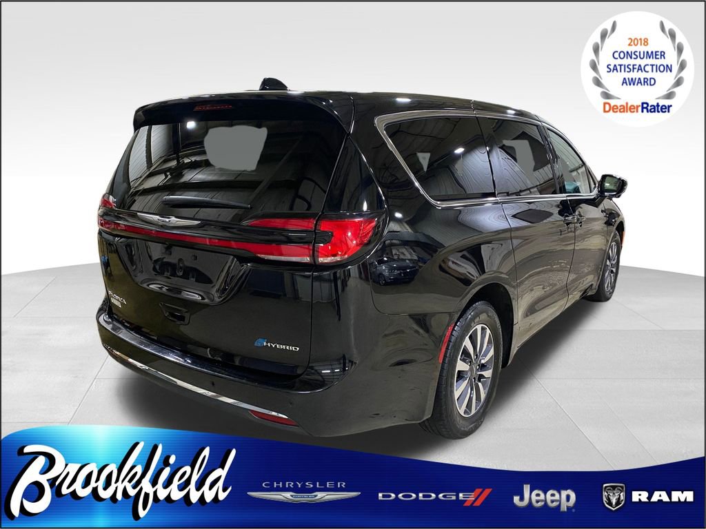 Used 2024 Chrysler Pacifica Limited FWD image 8