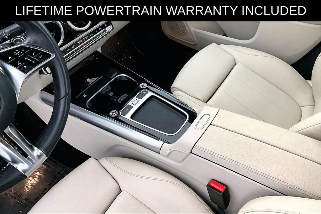 Used 2025 Mercedes-Benz GLA 250 4MATIC image 17