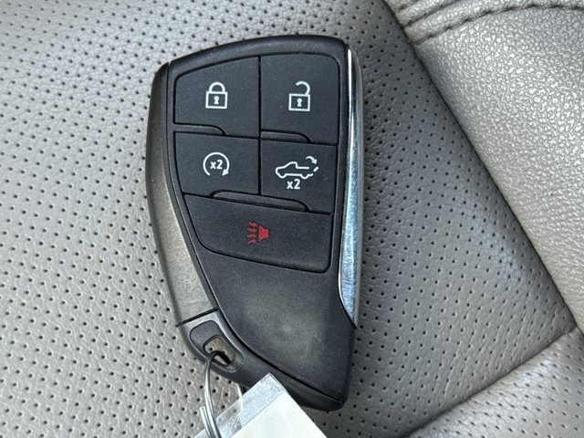 Used 2025 Chevrolet Silverado 1500 LTZ image 28