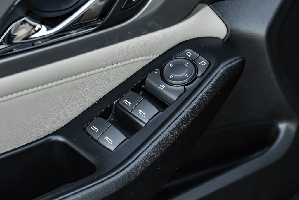 Used 2023 Chevrolet Traverse LS w/ Safety Package FWD image 46