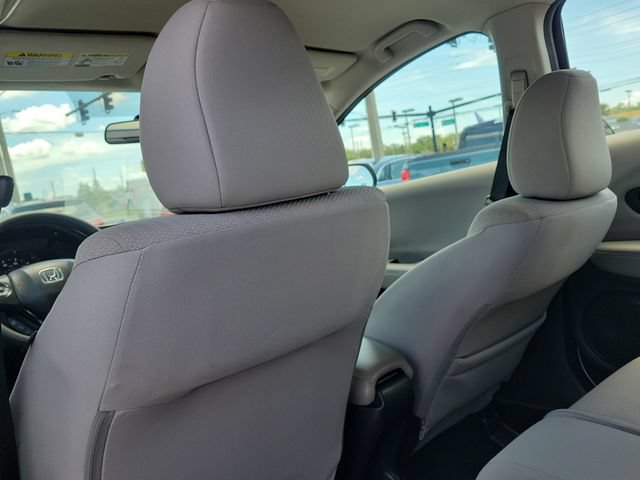 Used 2018 Honda HR-V LX image 12