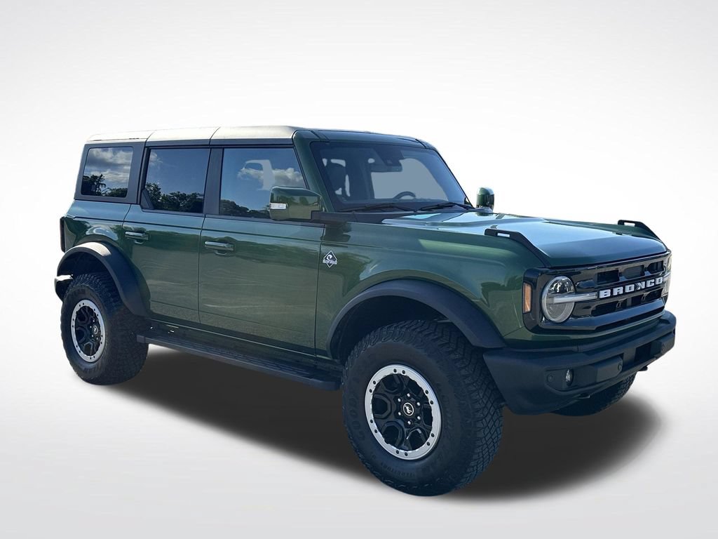 Used 2023 Ford Bronco Outer Banks w/ Sasquatch Package AWD/4WD image 10