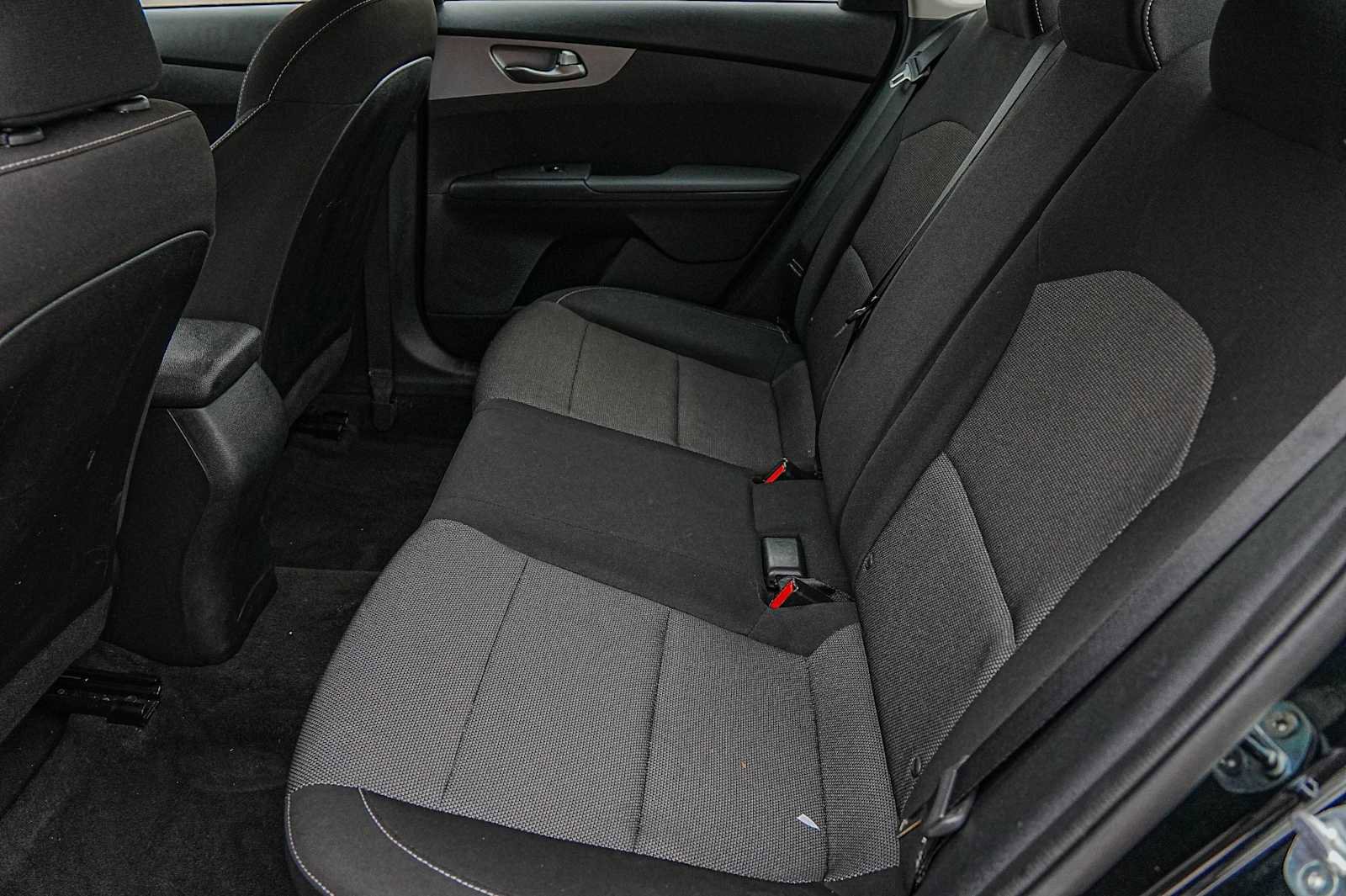 Certified 2024 Kia Forte LXS image 28