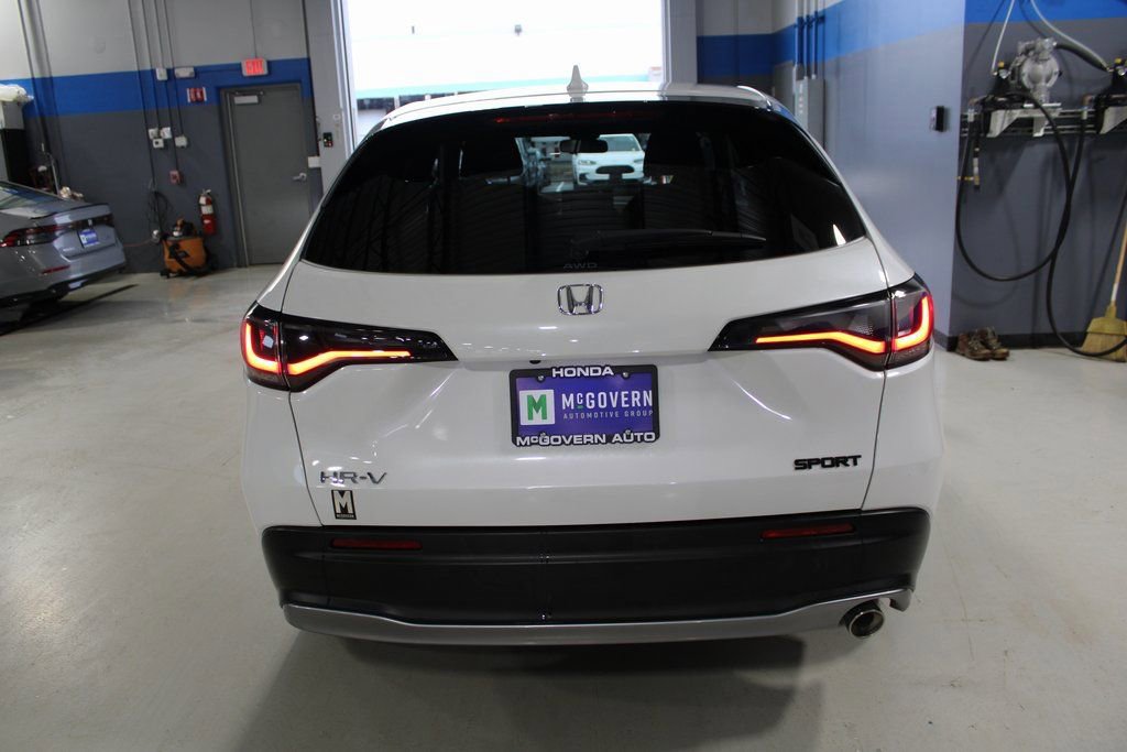 Used 2023 Honda HR-V Sport image 37