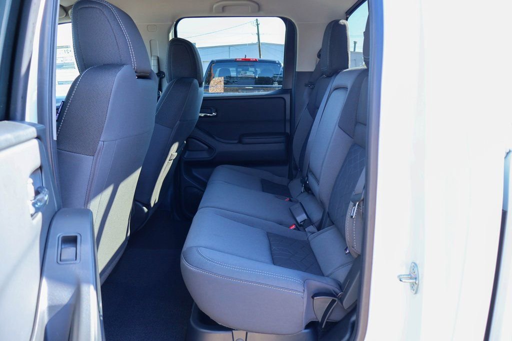 New 2026 Nissan Frontier SV image 8