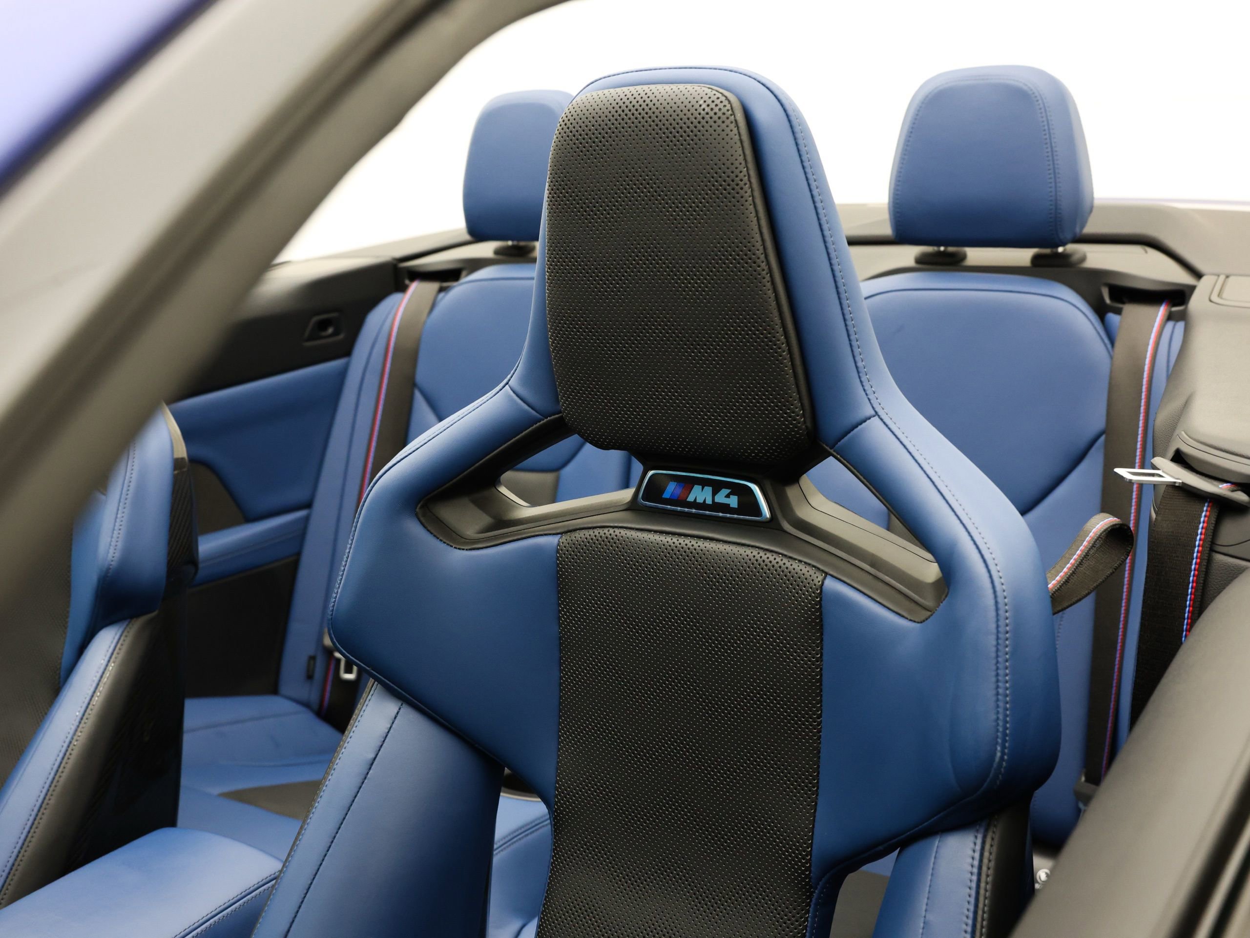 Used 2022 BMW M4 xDrive Competition image 13