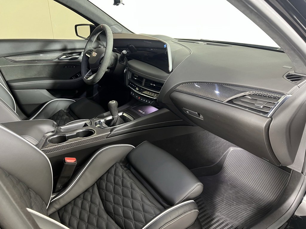 Used 2026 Cadillac CT5 V Blackwing w/ LPO, Blue Accent Package image 19