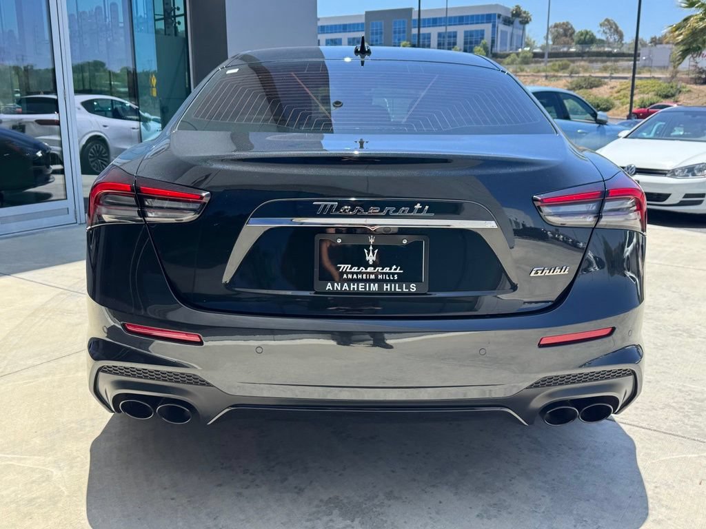 Certified 2023 Maserati Ghibli Modena RWD image 7