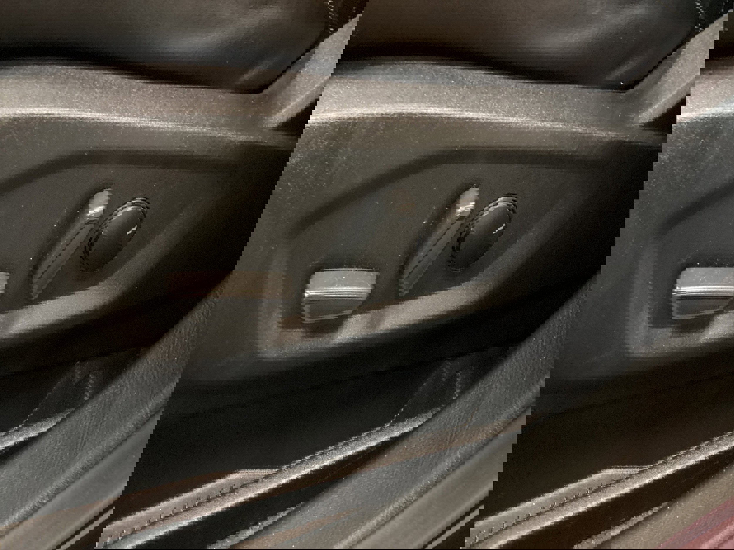 Used 2020 Ford Edge SEL w/ Convenience Package image 17